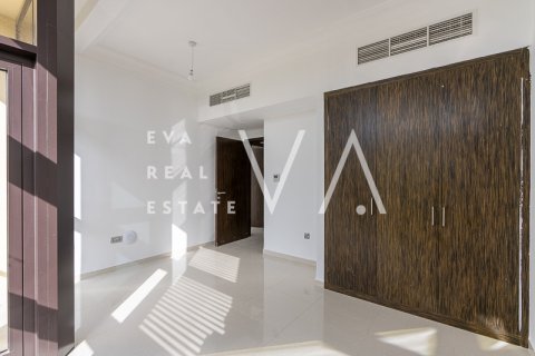 Vilë në DAMAC Hills (Akoya by DAMAC), Dubai, Emiratet e Bashkuara Arabe 6 dhoma gjumi, 349.95 m2. № 637582 - Foto 19