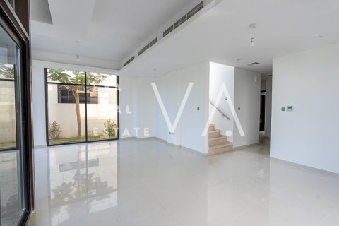 Vilë në DAMAC Hills (Akoya by DAMAC), Dubai, Emiratet e Bashkuara Arabe 6 dhoma gjumi, 349.95 m2. № 637582 - Foto 2