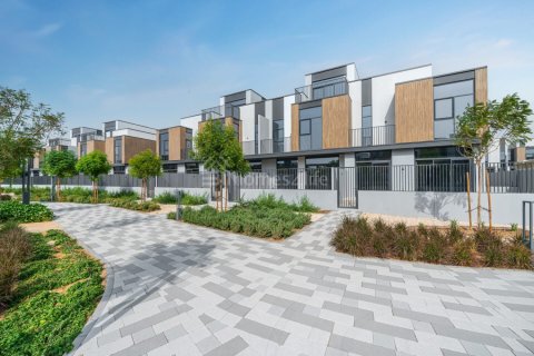 וילה למכירה ב Mudon, Dubai, איחוד האמירויות  3 חדרי שינה, 168 מ"ר, מספר 702129 - תמונה 1