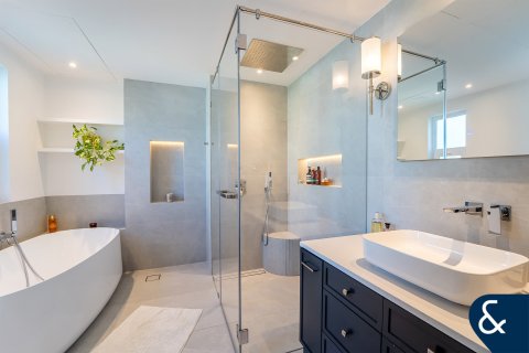 Villa sa Dubai Sports City, Dubai, UAE 5 silid-tulugan, 446 sq.m. № 688735 - larawan 11