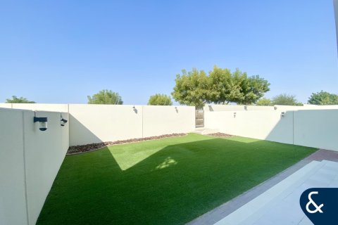 Villa sa Reem, Dubai, UAE 4 silid-tulugan, 237 sq.m. № 688731 - larawan 2