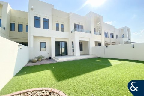 Villa sa Reem, Dubai, UAE 4 silid-tulugan, 237 sq.m. № 688731 - larawan 1