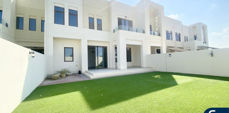 Villa sa Reem, Dubai, UAE 4 silid-tulugan, 237 sq.m. № 688731