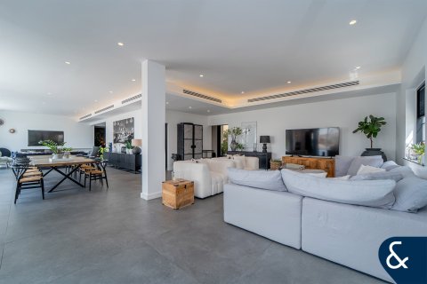 Villa sa Dubai Sports City, Dubai, UAE 6 silid-tulugan, 590 sq.m. № 688733 - larawan 8