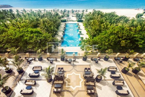 Lägenhet till försäljning i Ras Al Khaimah, UAE 2 sovrum, 217 kvm Nr. 727112 - fotografi 3