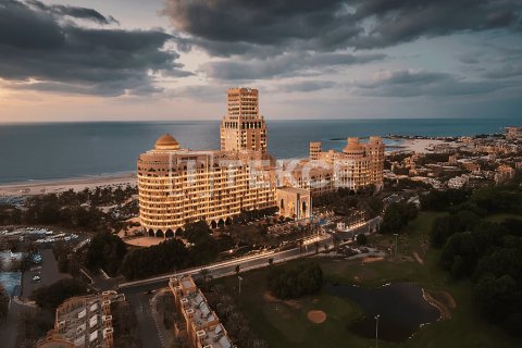 Lägenhet till försäljning i Ras Al Khaimah, UAE 2 sovrum, 217 kvm Nr. 727112 - fotografi 4