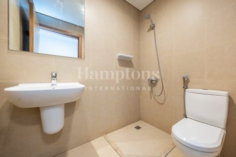 Зняти в оренду квартиру в The Hills, Дубай, ОАЕ 2 спальні, 133.78961030м2, № 685568 - фото 1