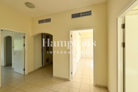 Зняти в оренду віллу в Meadows, Дубай, ОАЕ 3 спальні, 526.94953212м2, № 685567 - фото 7