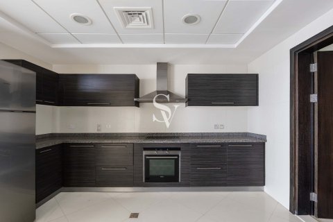 Διαμέρισμα σε 23 MARINA TOWER σε Dubai Marina, ΗΑΕ 3 υπνοδωμάτια, 277 τ.μ. Αρ. 726603 - φωτογραφία 3