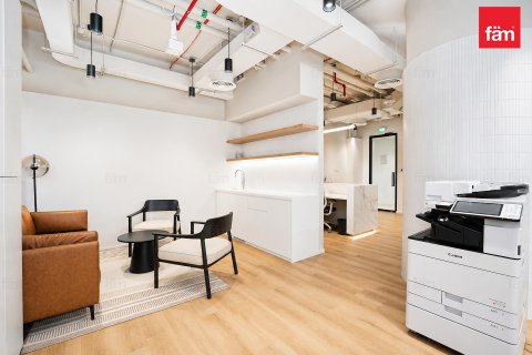 Office in Sheikh Zayed Road, Dubai, UAE 494.9 sq.m. № 711485 - photo 11