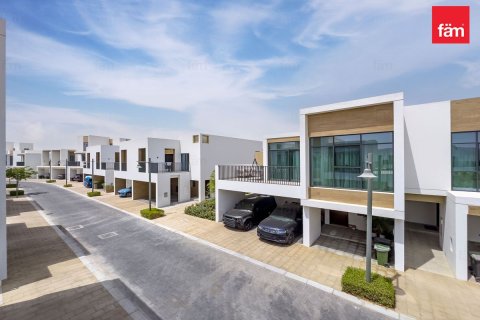 Kamienica do wynajęcia w Dubai, ZEA 4 sypialnie, 170.3 mkw., nr 725934 - zdjęcie 17
