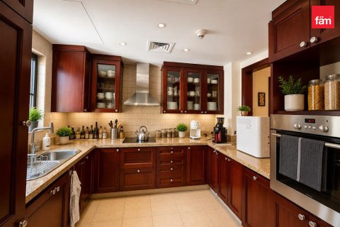 Leilighet til salgs i Old Town, Dubai, Emiratene 2 soverom, 131.7 kvm Nr. 725929 - Foto 8