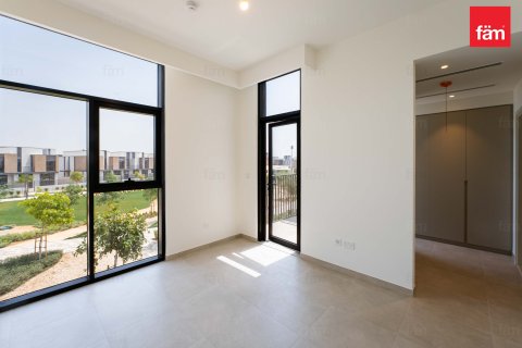 Řadový dům v Dubai, SAE 4 ložnice, 270.5 m² Č.: 699943