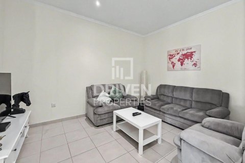 شقة للإيجار في وسط مدينة دبي، دبي، الإمارات العربية المتحدة 1 غرفة نوم ، 93.83 متر مربع ، رقم 745426 - صورة 2