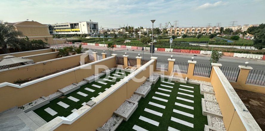 Řadový dům v Jumeirah Village Triangle, Dubai, SAE 2 ložnice, 152 m² Č.: 706934