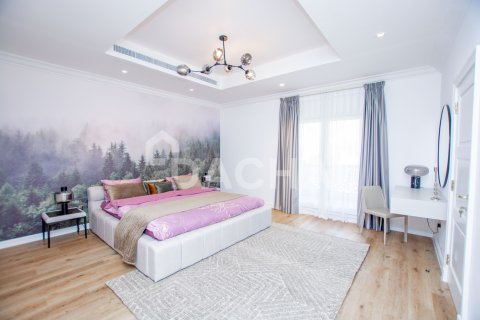 Villa in Palm Jumeirah, Dubai, UAE 4 bedrooms, 470 sq.m. № 706935 - photo 20