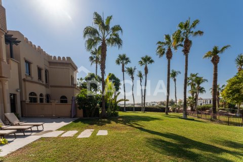 Villa in Palm Jumeirah, Dubai, UAE 4 bedrooms, 470 sq.m. № 706935 - photo 29