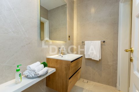 Villa in Palm Jumeirah, Dubai, UAE 4 bedrooms, 470 sq.m. № 706935 - photo 23