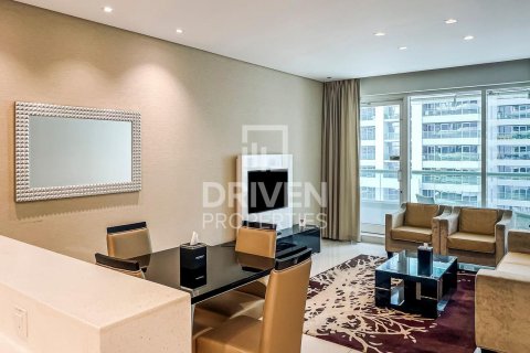 Apartment in Business Bay, Dubai, UAE 1 bedroom, 85 sq.m. № 653908 - photo 4
