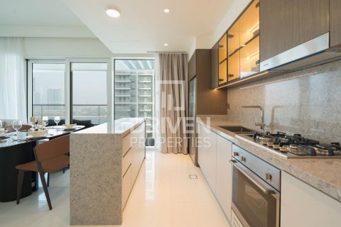Apartamento en alquiler en Dubai Harbour, Dubai, EAU 2 dormitorios, 135.45 m2 № 745029 - foto 4