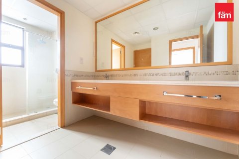 Зняти в оренду таунхаус в Рим, Дубай, ОАЕ 3 спальні, 216м2, № 659233 - фото 12