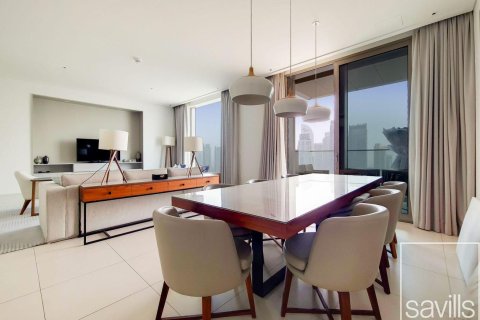 Apartment i Downtown Dubai (Downtown Burj Dubai), Dubai, UAE 3 soveværelser, 184.04 kvm № 747564