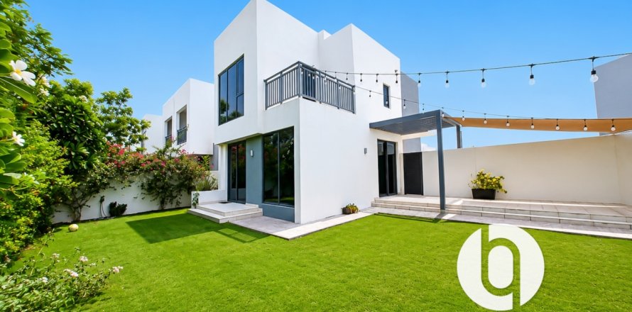 Villa Dubai Hills Estatejā, AAE 4 istabas, 411 m2 Nr. 720630