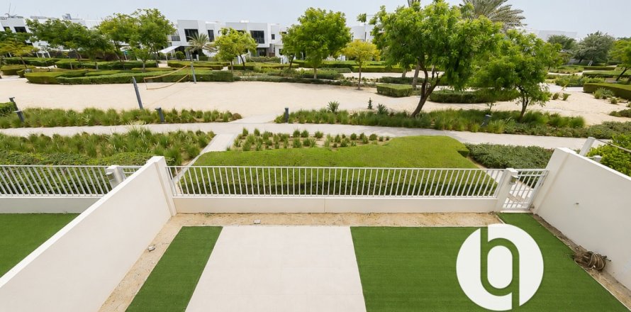 Villa Dubai Hills Estatejā, AAE 4 istabas, 229 m2 Nr. 720629