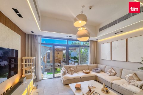 Townhouse in Mohammed Bin Rashid City, Dubai, UAE 2 bedrooms, 133.8 sq.m. № 701572 - photo 2
