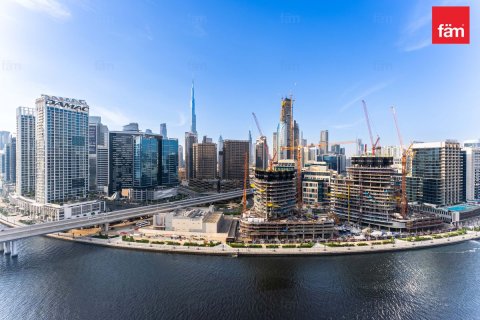 Apartmen di Business Bay, Dubai, UAE 2 bilik tidur, 103.4 meter persegi № 701573 - foto 23