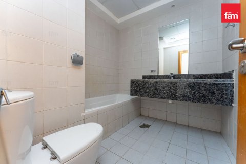 Apartmen di Business Bay, Dubai, UAE 2 bilik tidur, 103.4 meter persegi № 701573 - foto 10