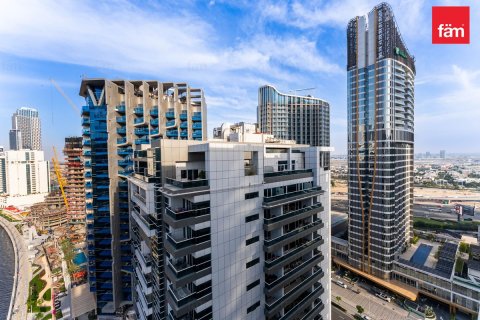 Apartmen di Business Bay, Dubai, UAE 2 bilik tidur, 103.4 meter persegi № 701573 - foto 22