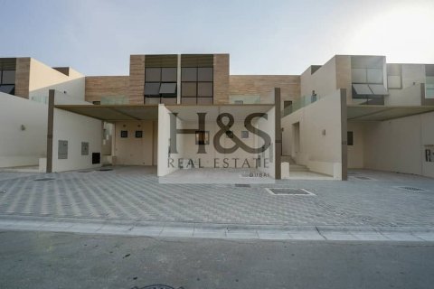 Üürile anda villa asukohaga Mohammed Bin Rashid City, Dubai, AÜE: 3 magamistoaga, 187 m² Nr 642367 - pilt 2