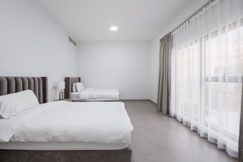 Vila v Umm Suqeim, Dubai, SAE 4 ložnice, 390.19 m² Č.: 750916 - fotografie 9