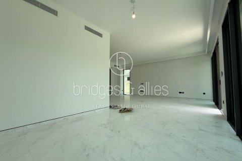 Vilă de închiriat în Dubai, EAU 4 dormitoare, 373.1 mp.  №629712 - poză 3