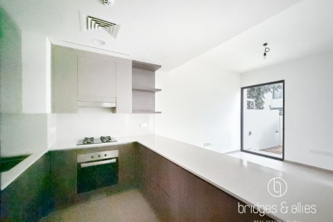 Villa in affitto a Dubai, EAU 4 camere da letto, 221.1 mq. № 629711 - foto 6