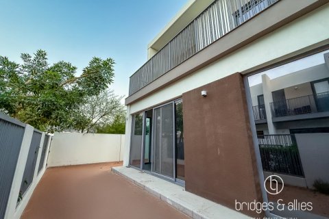 Villa in affitto a Dubai, EAU 4 camere da letto, 221.1 mq. № 629711 - foto 17