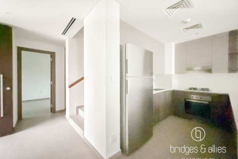 Villa in affitto a Dubai, EAU 4 camere da letto, 221.1 mq. № 629711 - foto 5