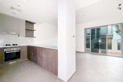Villa in affitto a Dubai, EAU 4 camere da letto, 221.1 mq. № 629711 - foto 3