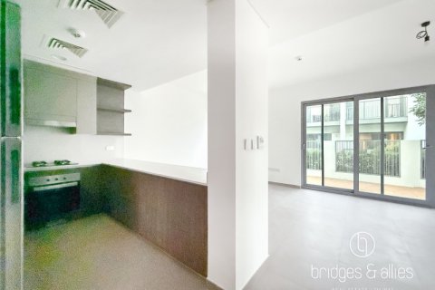 Villa in affitto a Dubai, EAU 4 camere da letto, 221.1 mq. № 629711 - foto 4