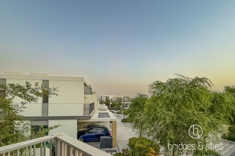 Villa in affitto a Dubai, EAU 4 camere da letto, 221.1 mq. № 629711 - foto 15