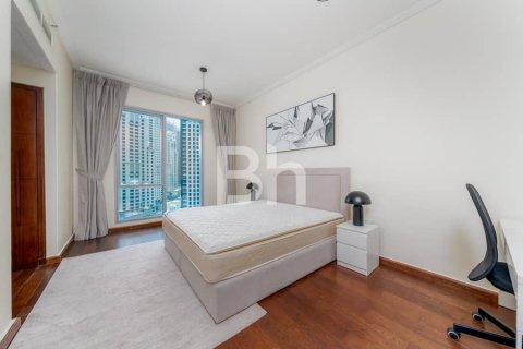 Apartment in Dubai Marina, UAE 2 bedrooms, 125 sq.m. № 642973 - photo 10
