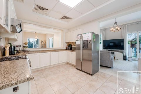 Vila di Dubai Sports City, Dubai, UEA 5 kamar tidur, 356.75 m2 nomor 747331 - foto 6