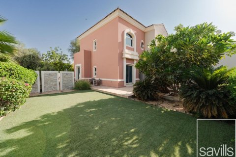 Vila di Dubai Sports City, Dubai, UEA 5 kamar tidur, 356.75 m2 nomor 747331 - foto 15