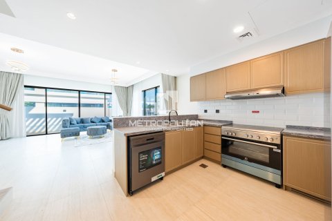 Damac Lagoons, Dubai, UAE의 임대용 타운하우스 침실 5개, 302제곱미터 번호 665168 - 사진 2