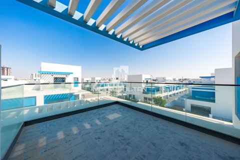 Damac Lagoons, Dubai, UAE의 임대용 타운하우스 침실 5개, 302제곱미터 번호 665168 - 사진 25