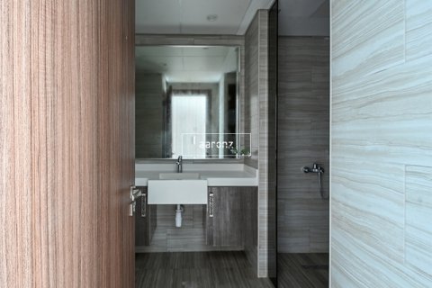 Apartment in Jumeirah Lake Towers, Dubai, UAE 1 bedroom, 73 sq.m. № 637914 - photo 9
