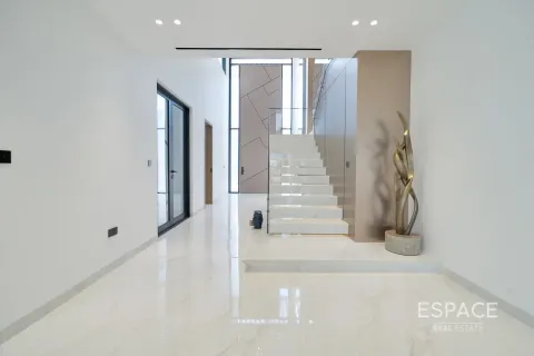 Vilă de vânzare în Palm Jumeirah, Dubai, EAU 4 dormitoare, 483 mp. №660981 - poză 16