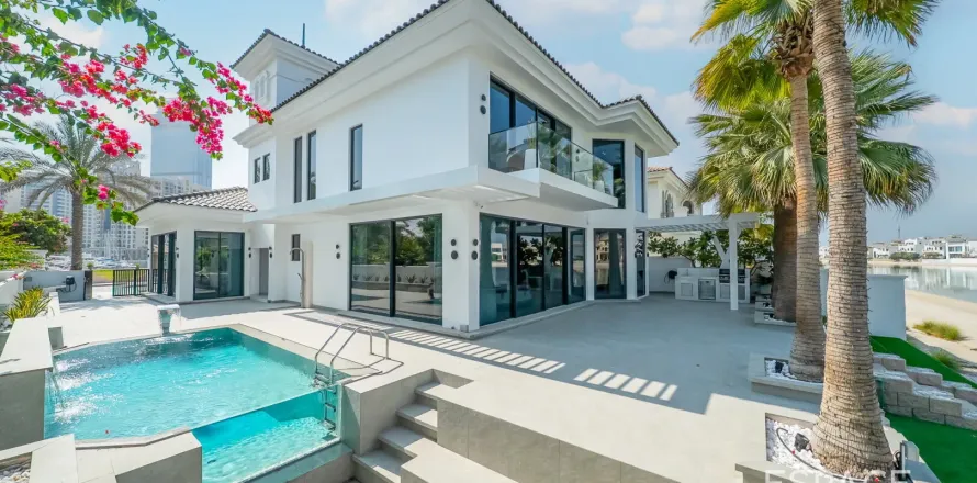 Vilă în Palm Jumeirah, Dubai, EAU 4 dormitoare, 483 mp.  №660981