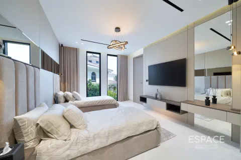 Vilă de vânzare în Palm Jumeirah, Dubai, EAU 4 dormitoare, 483 mp. №660981 - poză 9